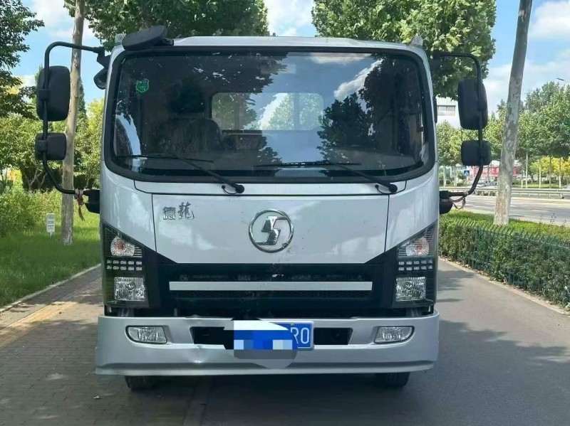 东营24年陕汽德龙1