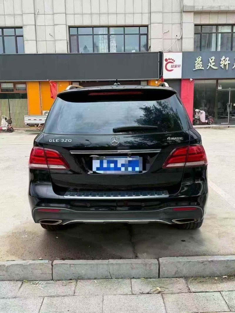 烟台17年奔驰GLE9