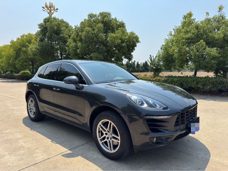 盐城17年保时捷Macan9