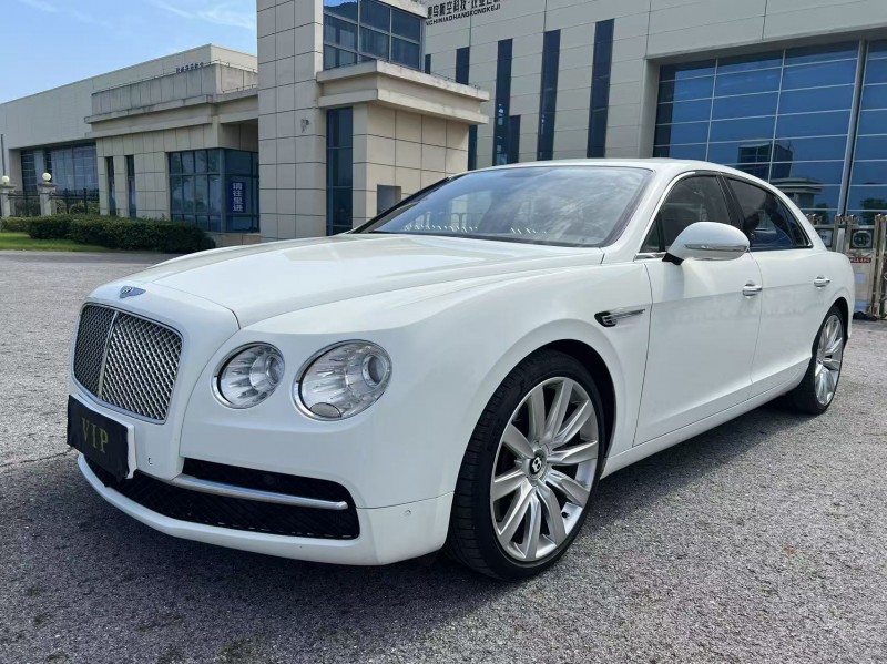 盐城14年宾利飞驰3