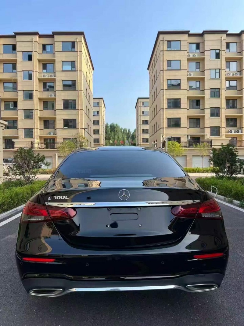 东营22年奔驰E8