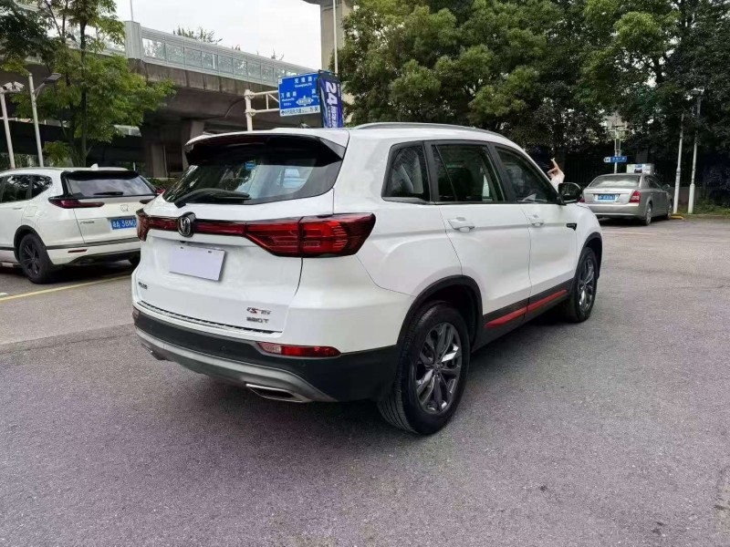 长沙21年长安汽车CS754