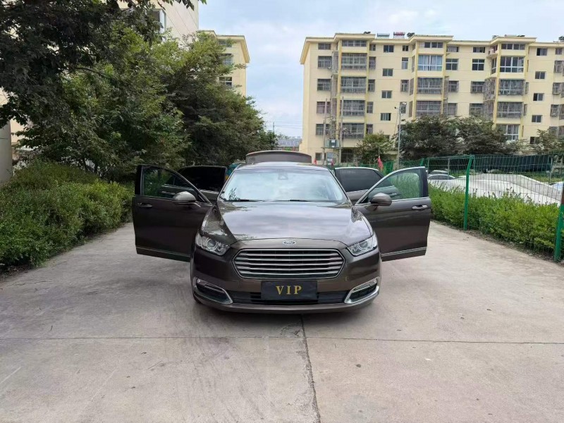 徐州16年福特金牛座6