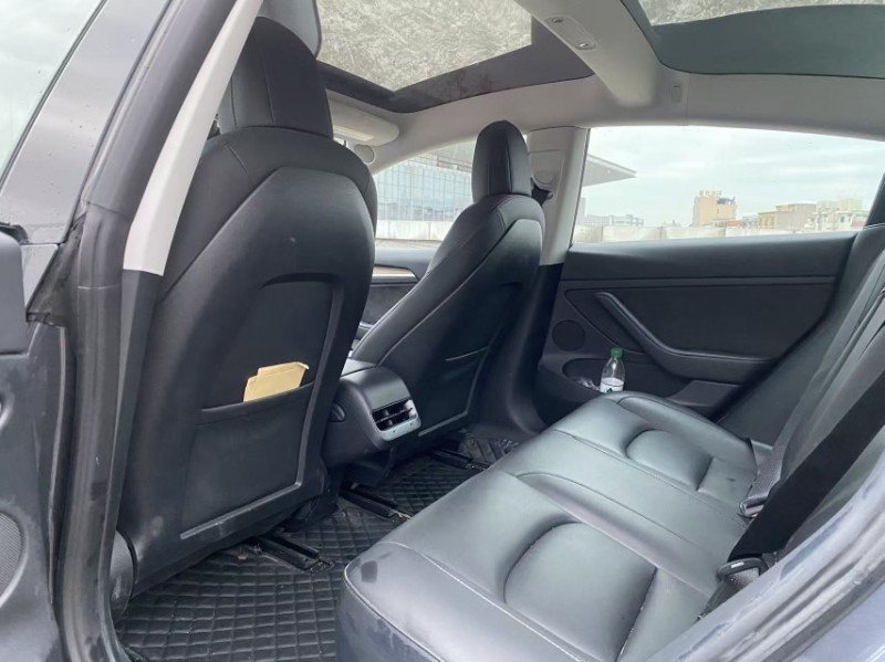 东莞21年特斯拉MODEL 37
