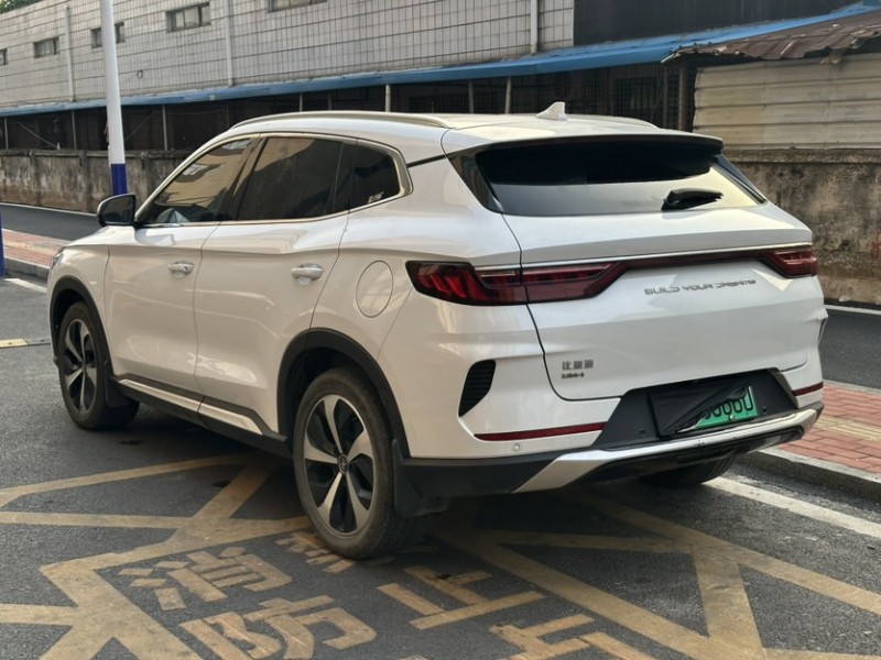 东营22年比亚迪宋4