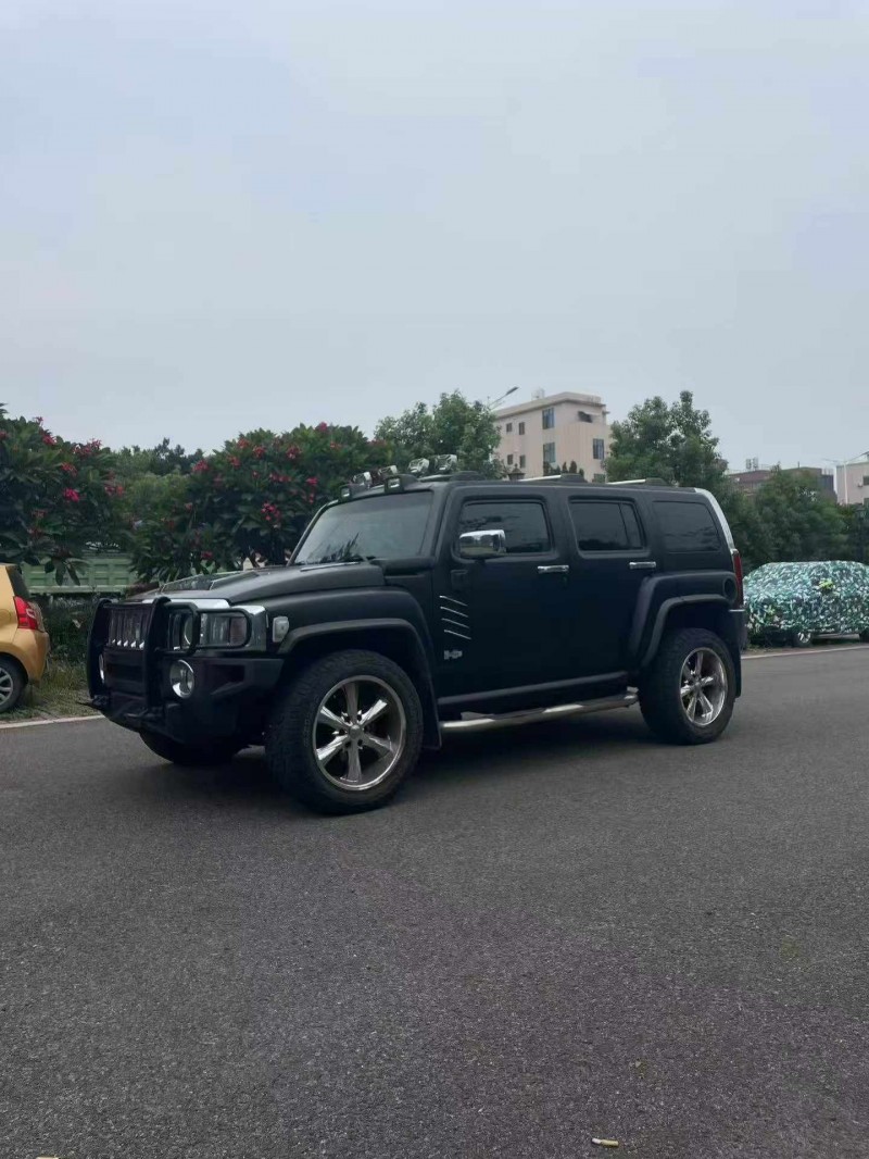 厦门11年悍马H32