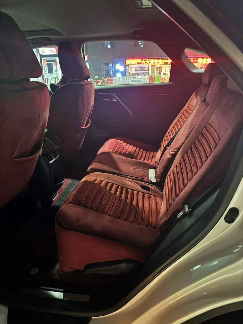 赣州19年雷克萨斯RX7