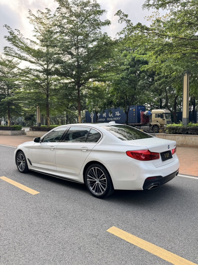 东莞20年宝马5系4