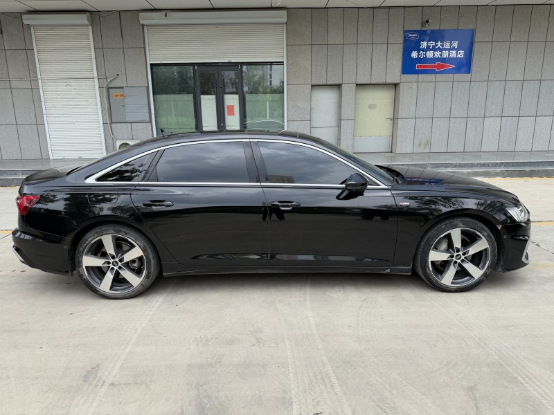 济宁23年奥迪A6L4