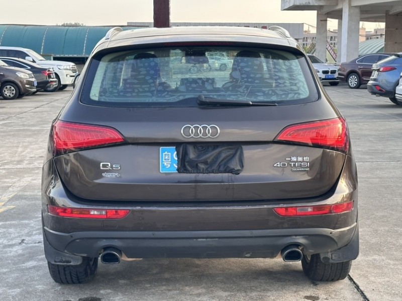 东莞15年奥迪Q58