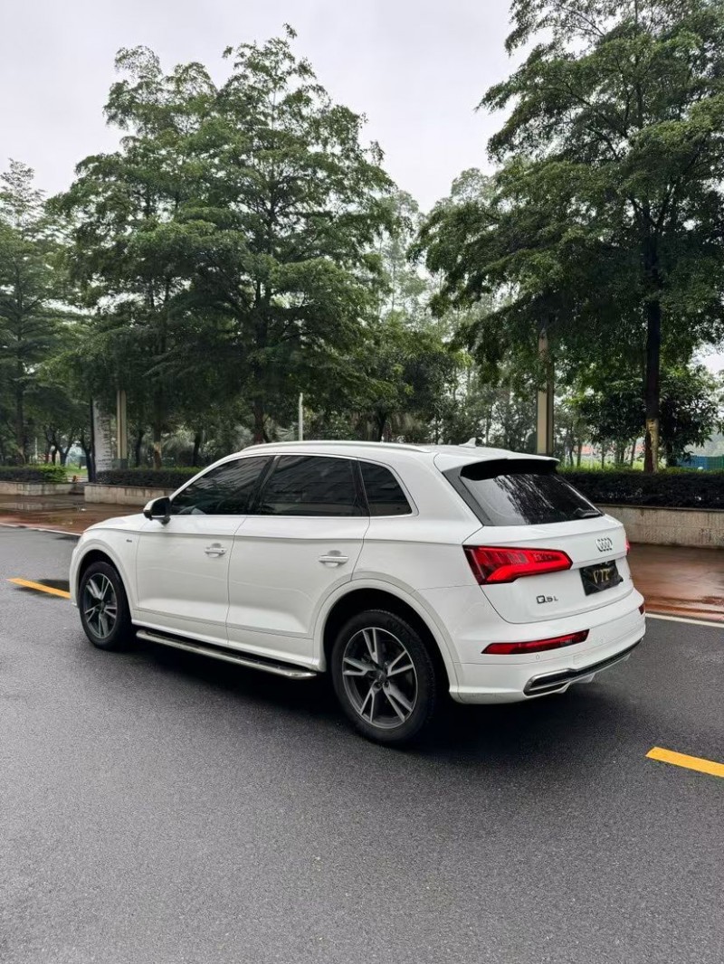 东莞19年奥迪Q57