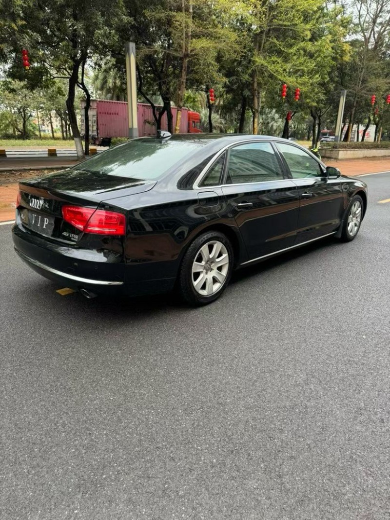 东莞13年奥迪A8L9