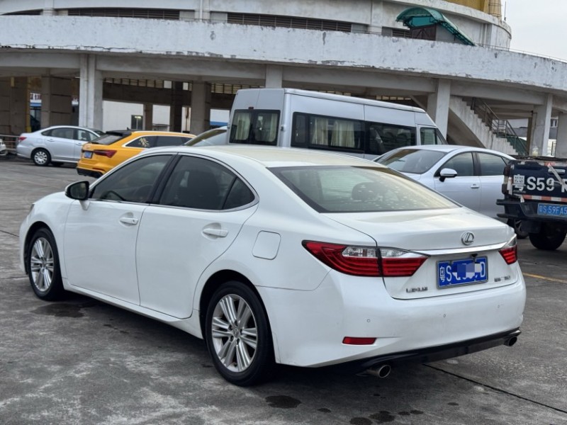 东莞13年雷克萨斯ES4