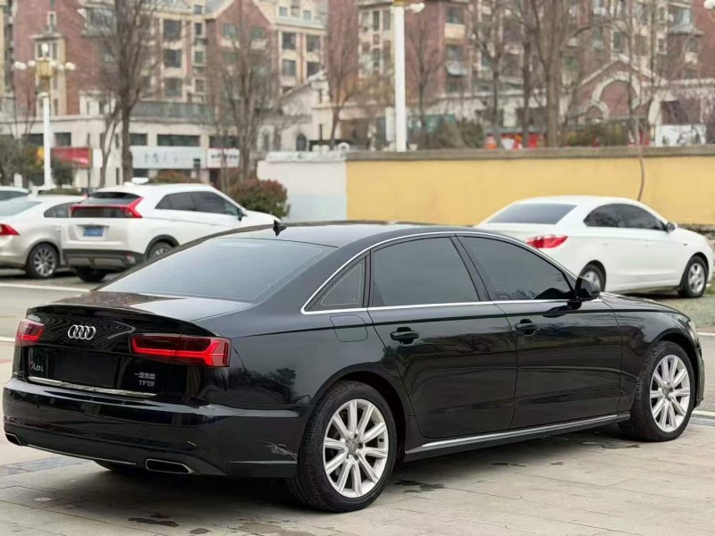 青岛17年奥迪A6L8