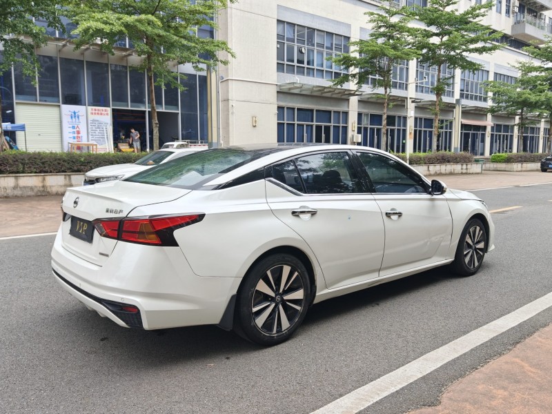 东莞21年日产天籁7