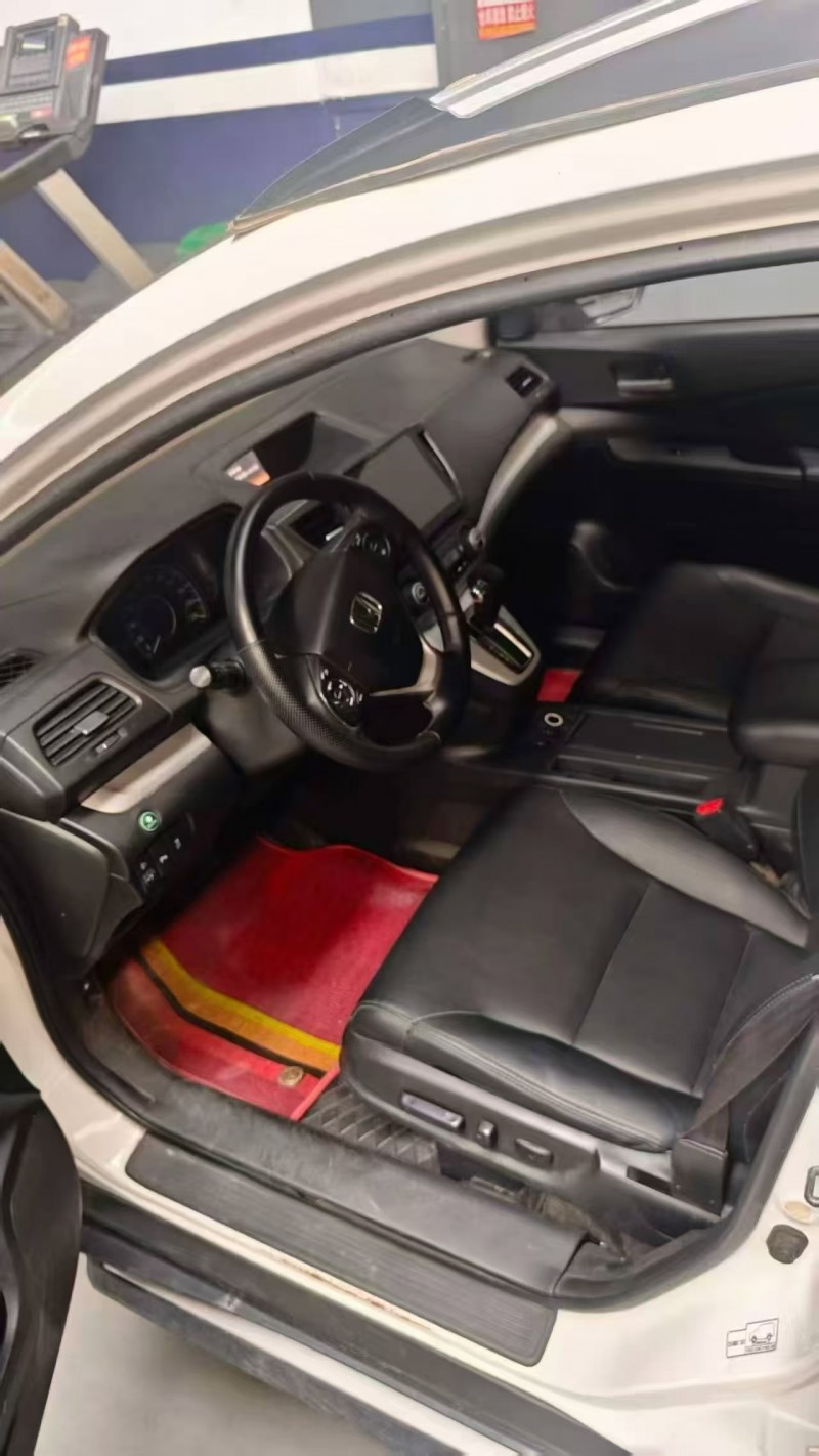 武汉14年本田CRV3