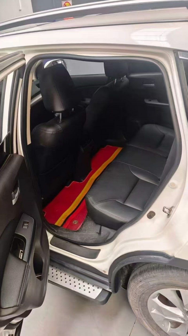 武汉14年本田CRV4