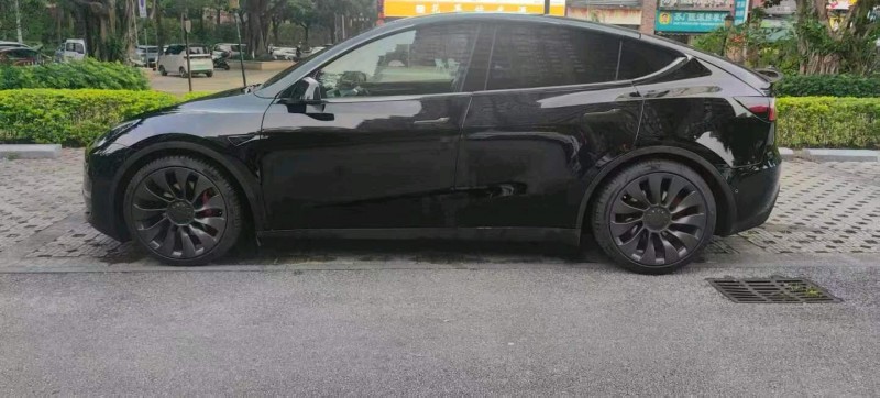 百色24年特斯拉MODEL Y4