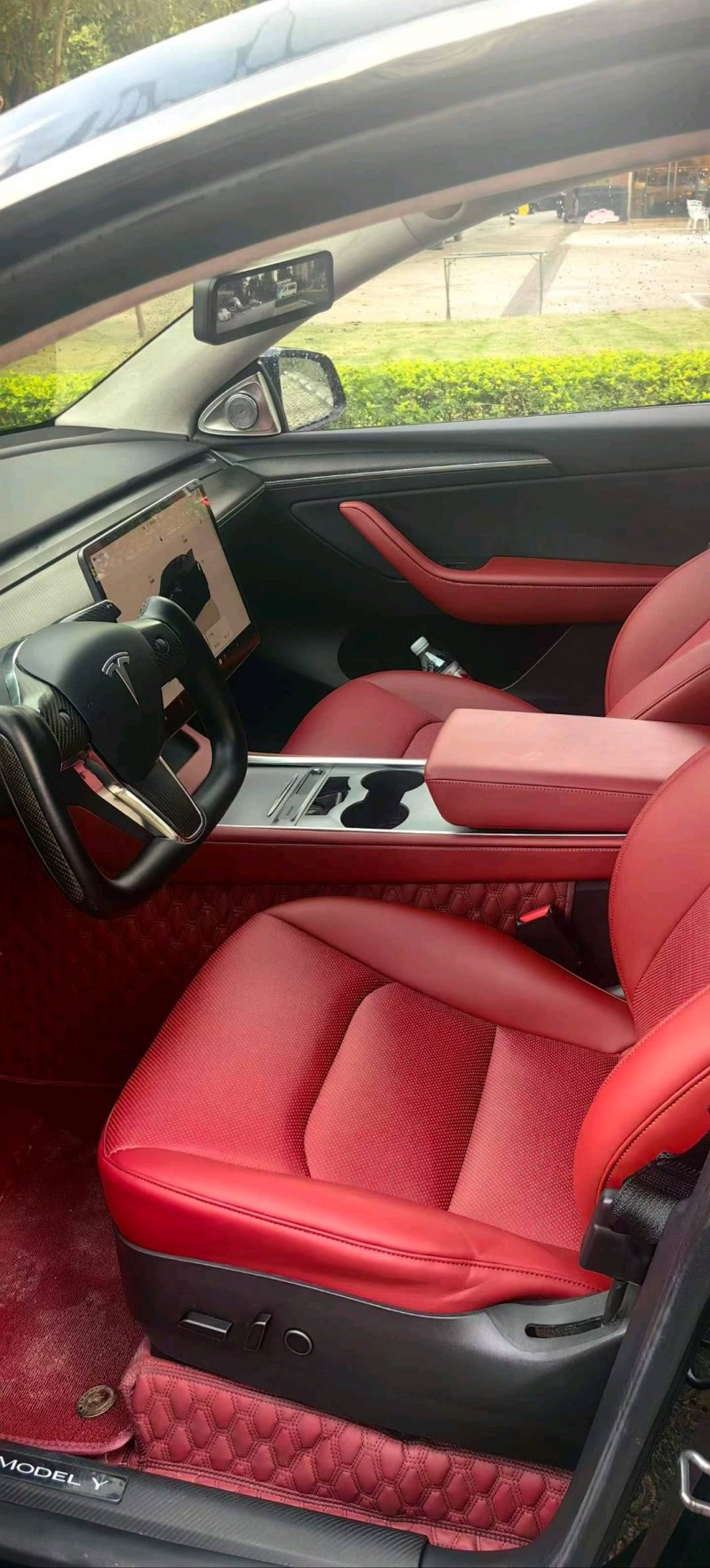 百色24年特斯拉MODEL Y5