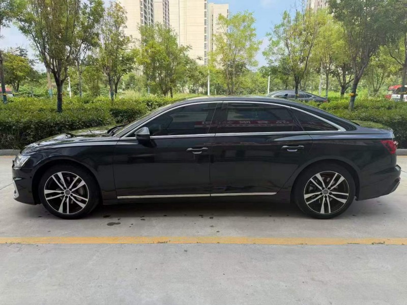 济宁19年奥迪A6L7