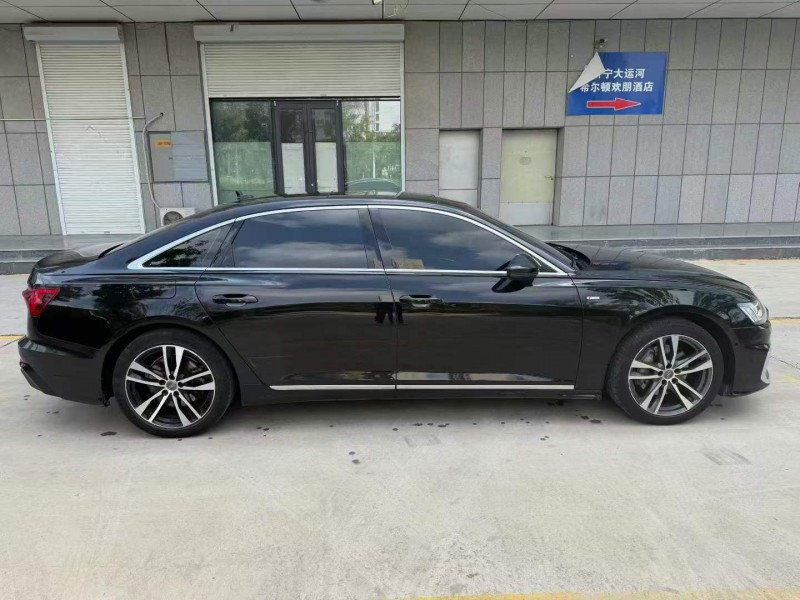 济宁19年奥迪A6L8