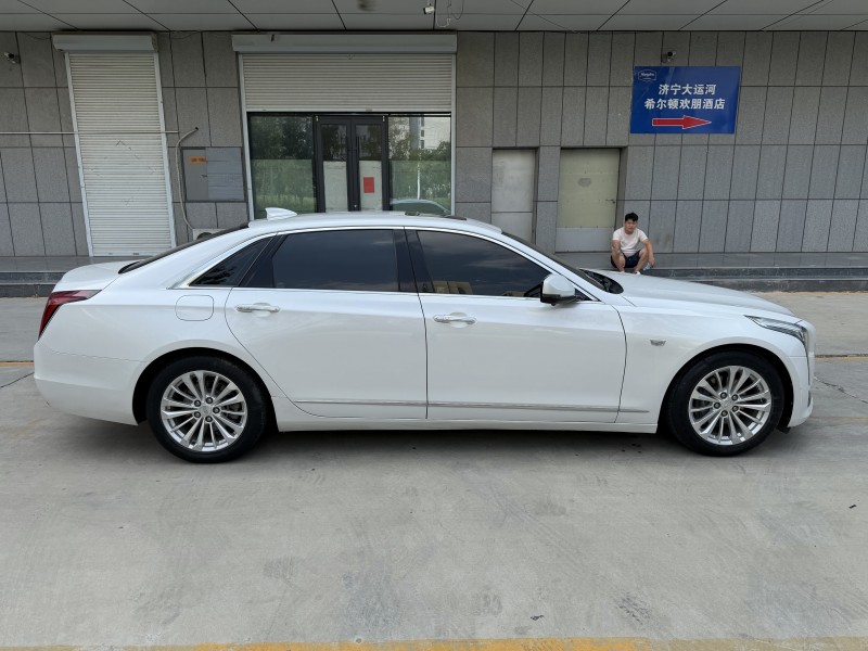 济宁18年凯迪拉克CT65