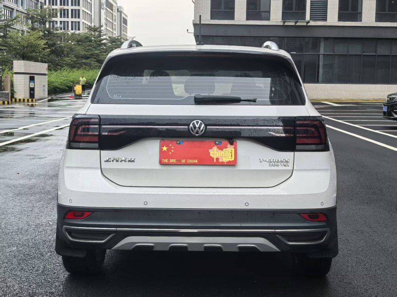 广州20年大众途铠8
