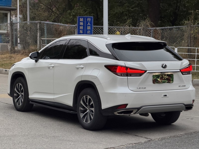 东莞22年雷克萨斯RX7