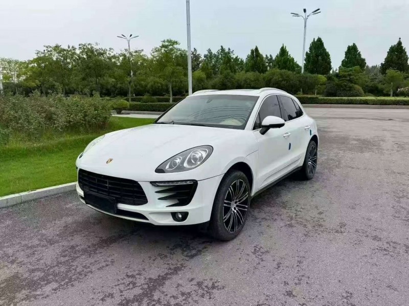 烟台15年保时捷Macan2