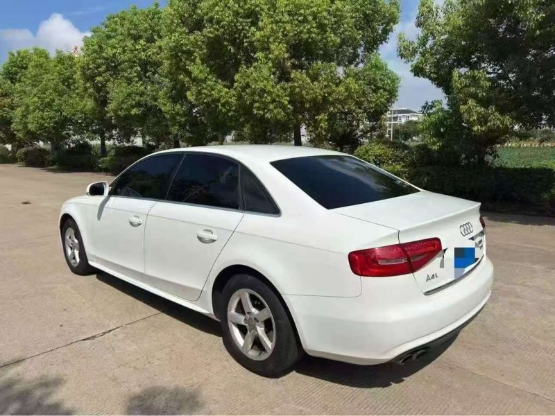 东营14年奥迪A4L8