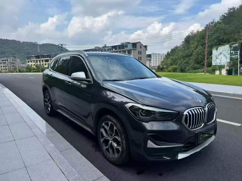 金华21年宝马X13