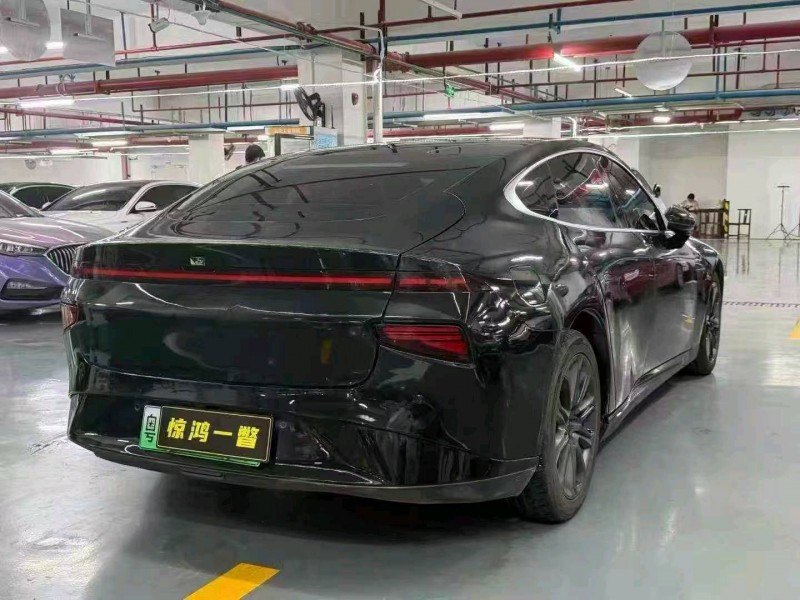 深圳22年小鹏汽车p77