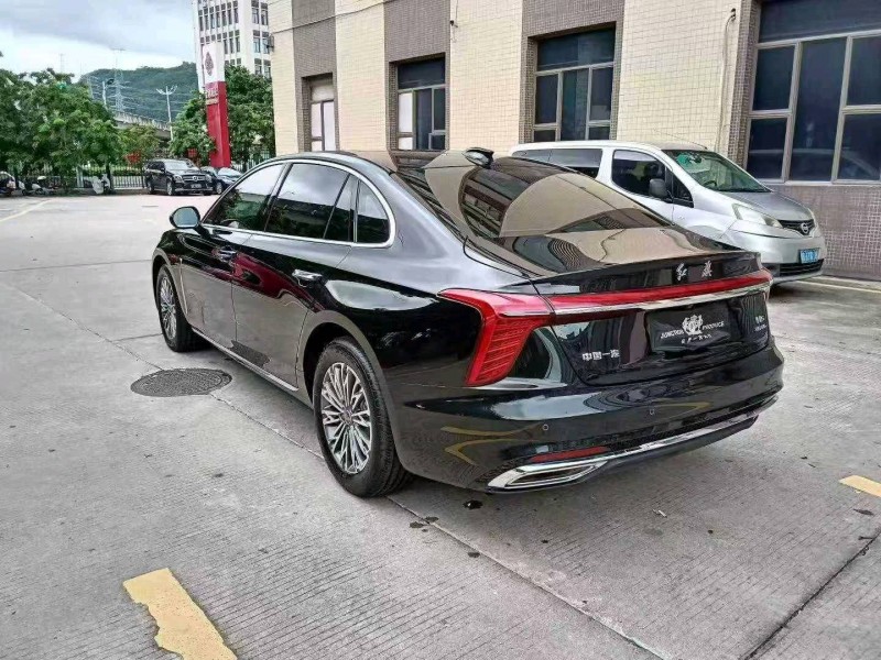 东莞25年红旗H57