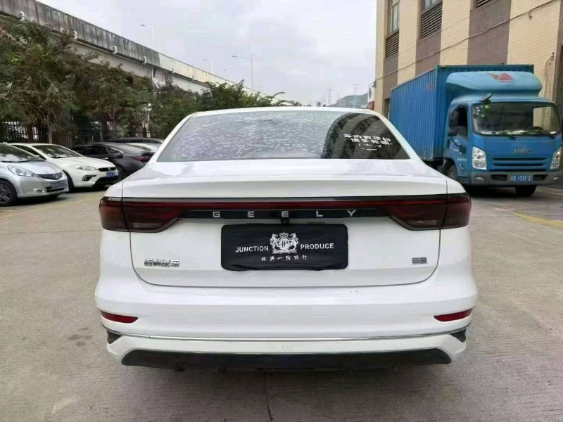 东莞23年吉利帝豪9