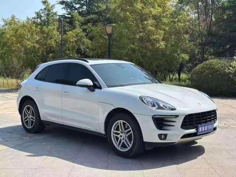烟台17年保时捷Macan2