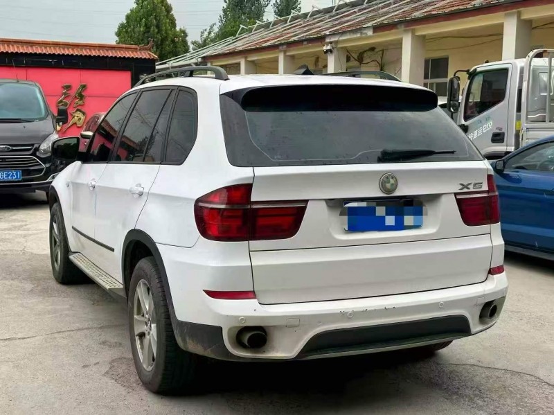 东营12年宝马X57
