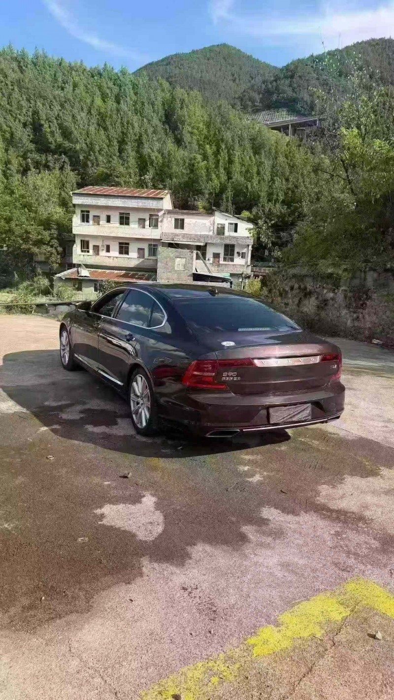 重庆18年沃尔沃S908