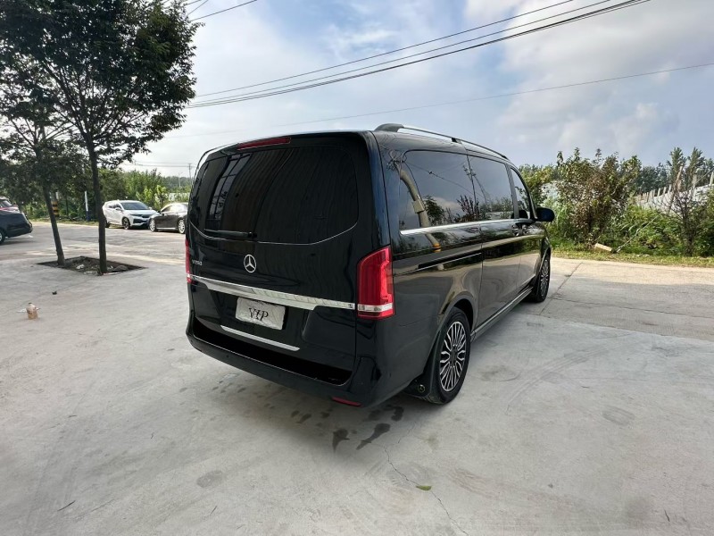 徐州18年奔驰V4