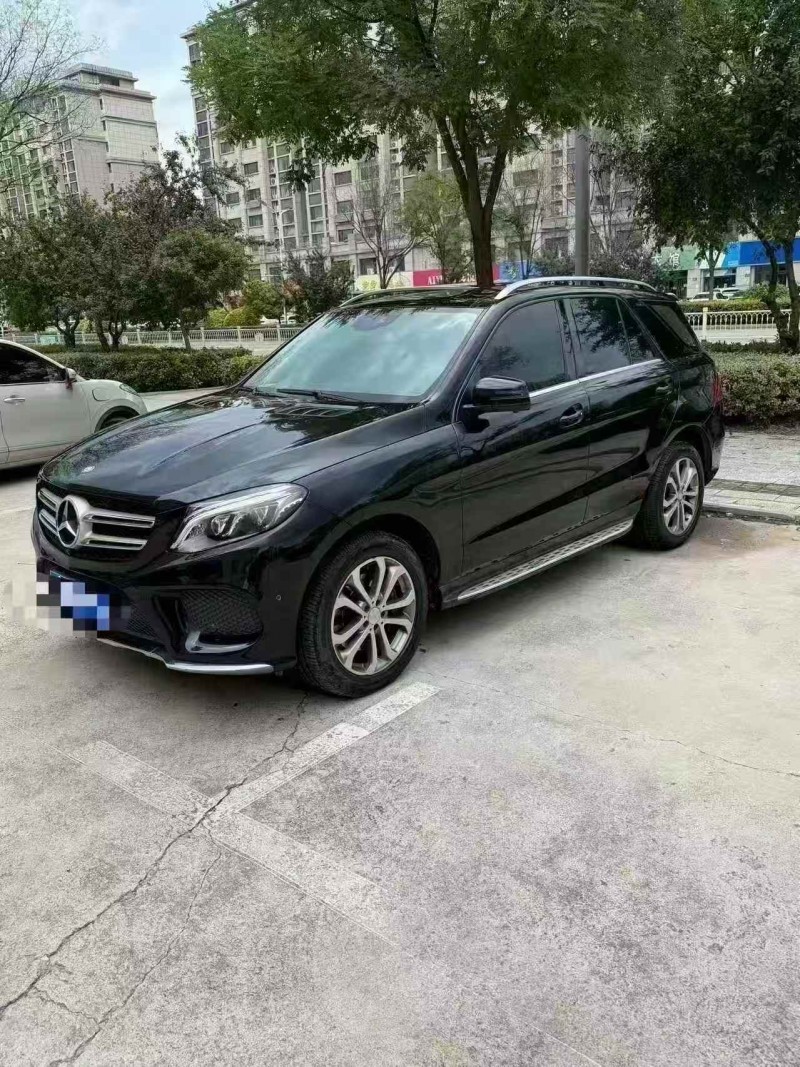 东营17年奔驰GLE2
