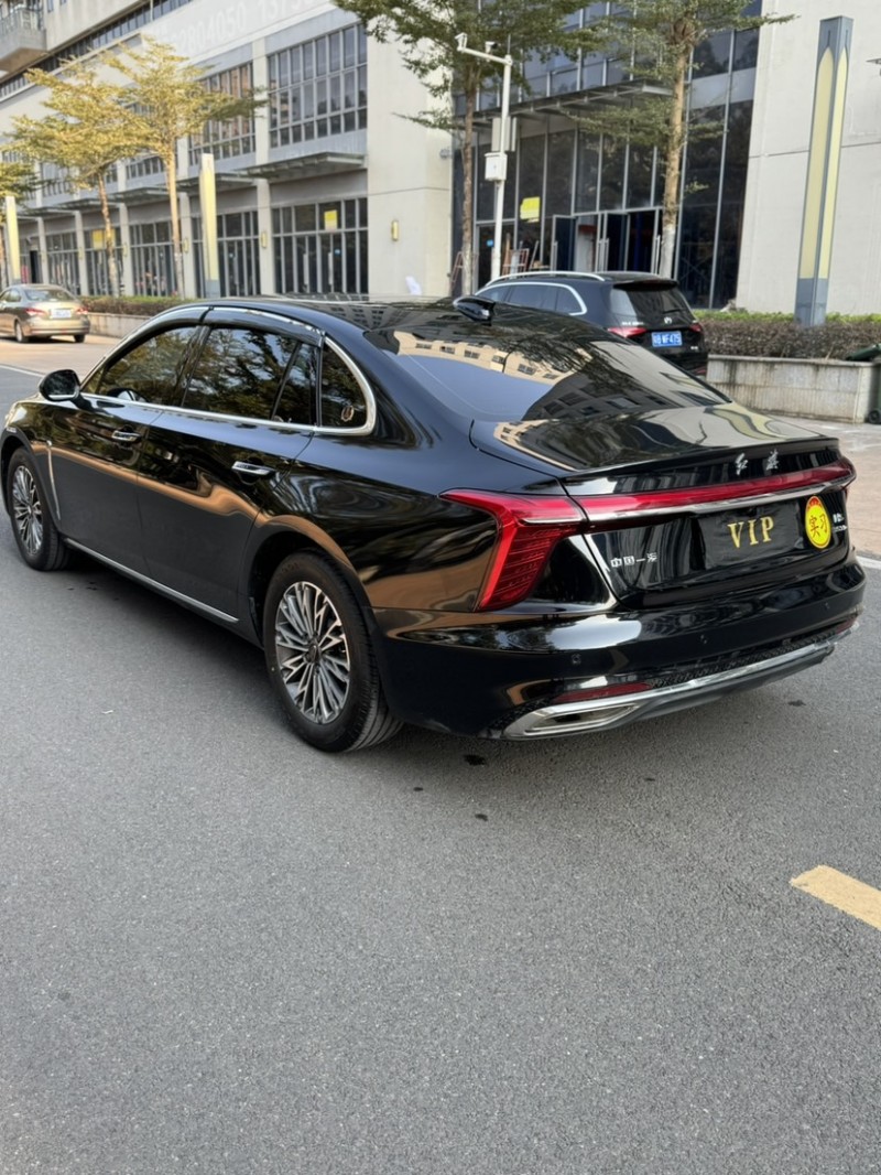 东莞25年红旗H57