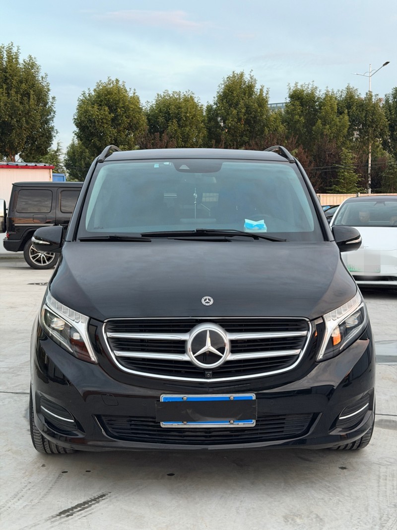 新乡20年奔驰V1