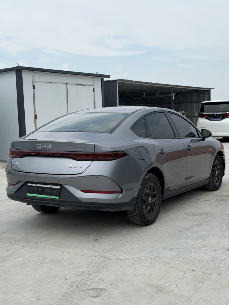 新乡25年比亚迪秦9