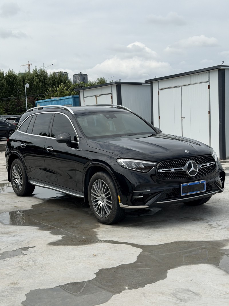 新乡23年奔驰GLC2