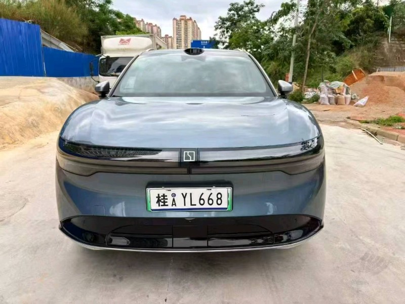 南宁26年极氪汽车7X1