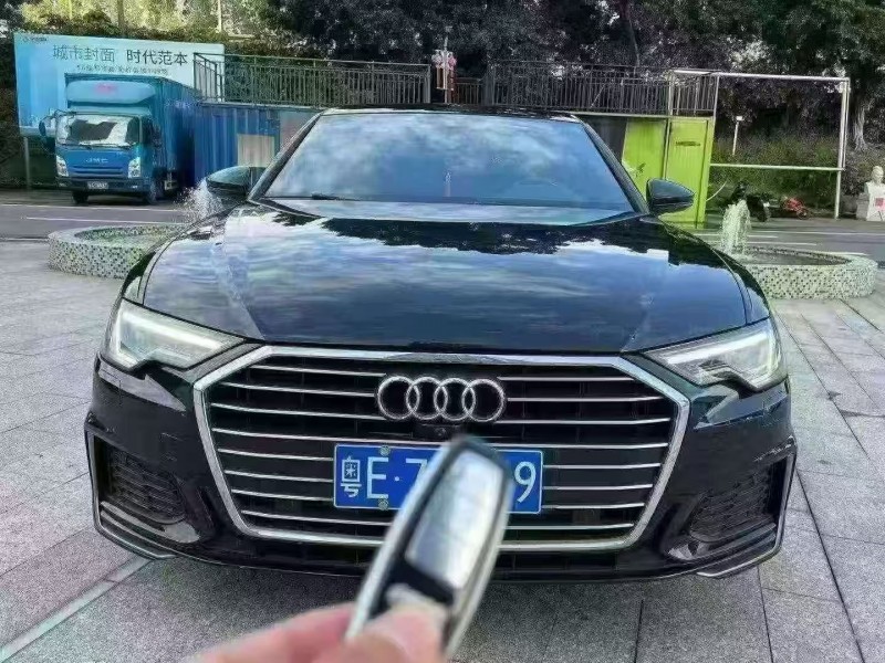深圳22年奥迪A6L1