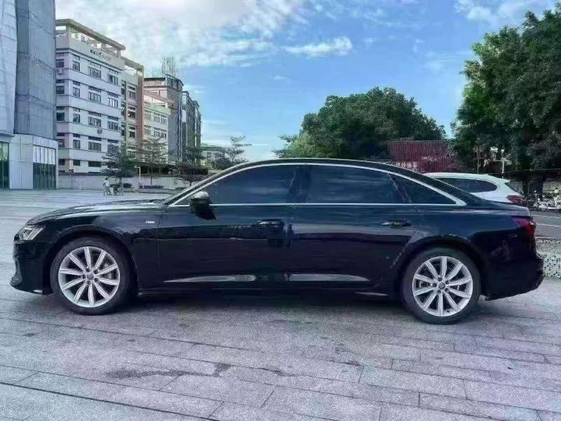 深圳22年奥迪A6L3