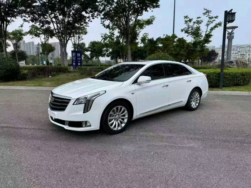 盐城19年凯迪拉克XTS3