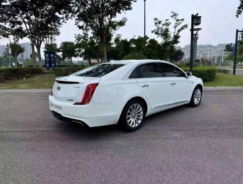 盐城19年凯迪拉克XTS9