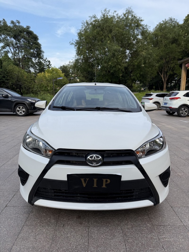 邢台14年丰田YARiS L 致炫1