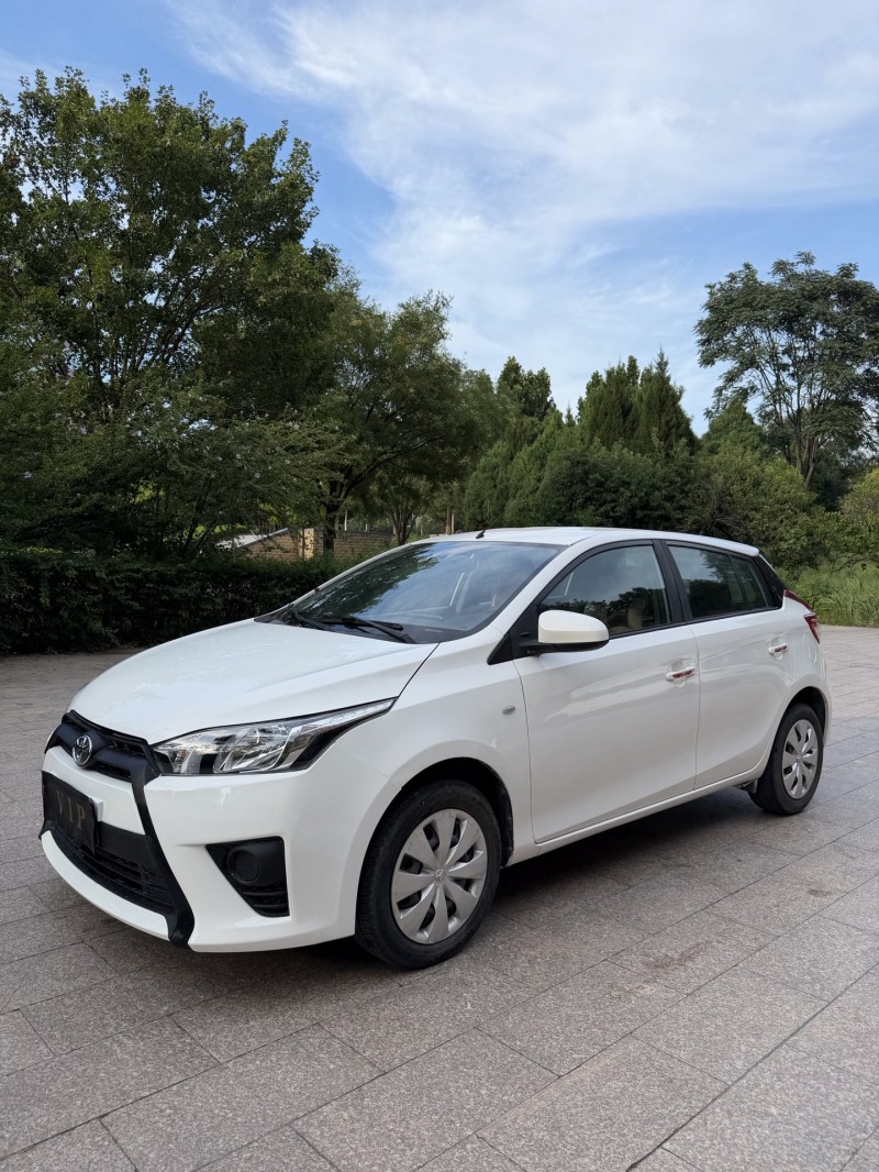 邢台14年丰田YARiS L 致炫2